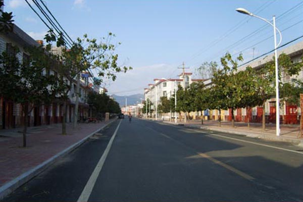 山水秀丽在西峡 多彩福地五里桥