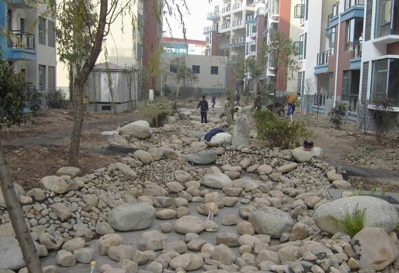 泰平园林为东莞某小区园林景观施工现场-泰平园林
