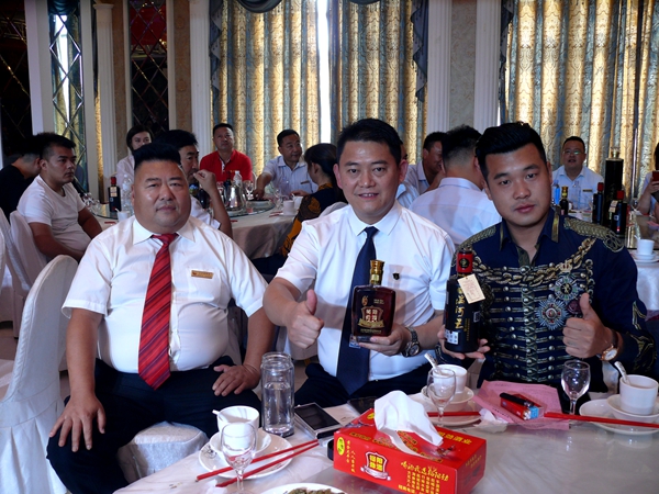 裕阳劲鹿茸血酒成功登陆枣庄市场