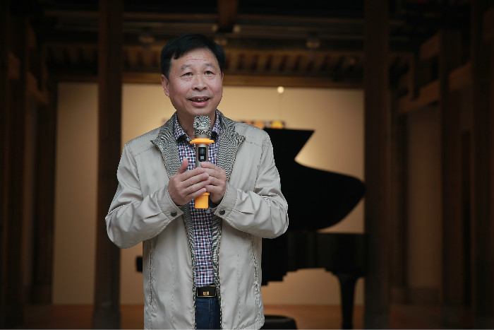 今典集团董事长张宝全先生在开幕式上讲到"本次借园雅集展览收获还是