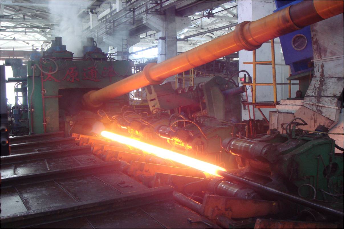 宝钢上海钢管厂160锥形穿孔机