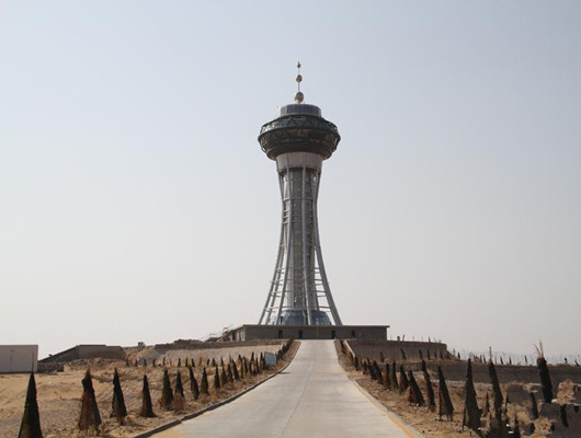 全国最高的沙漠旅游观光塔建成 一塔可观三省三景