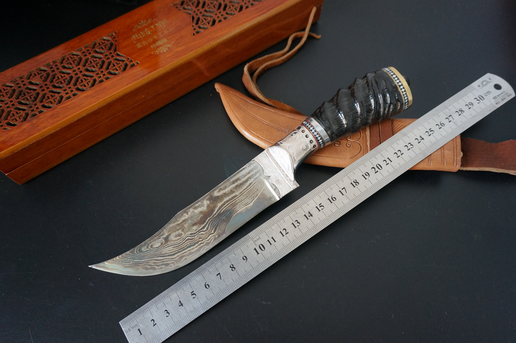 男人都该有的一款刀,粗羚羊角刀柄!实用加收藏霸气款!