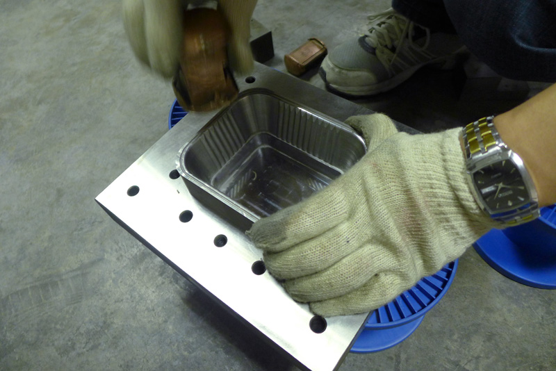 慢走丝加工厂如何提高五金模具客户的满意度