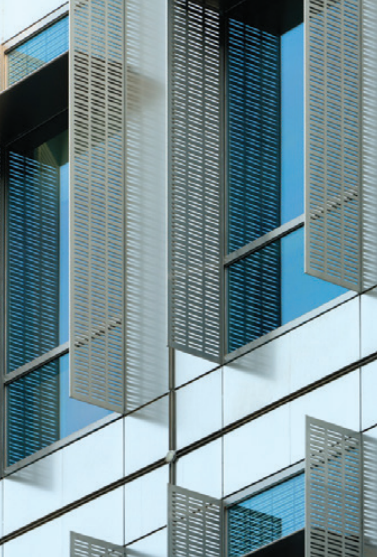 宝武钢铁集团新总部大楼-316l面板, 高性能玻璃和遮阳板外皮.