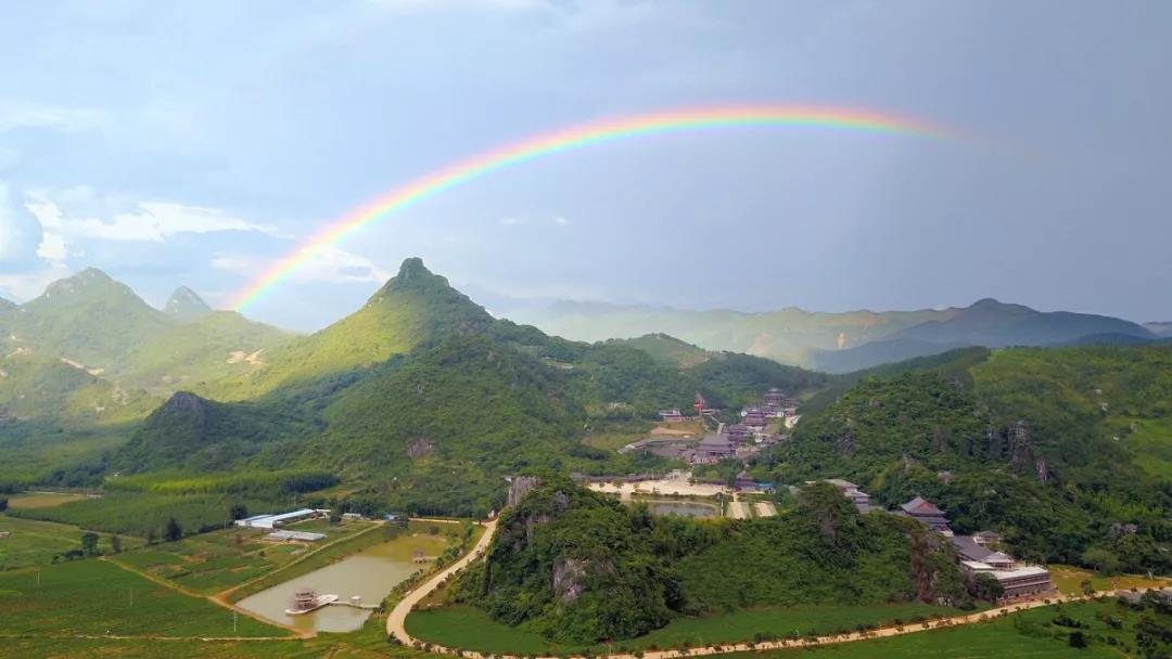 【新闻】西方漫画中的儒释道圣贤“现身”广东东华禅寺——国际首创 1