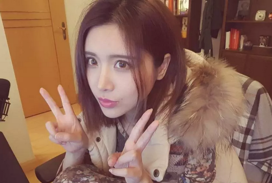 经历一阵游戏导航的探索后,李学凌聚焦游戏语音业务——yy语音