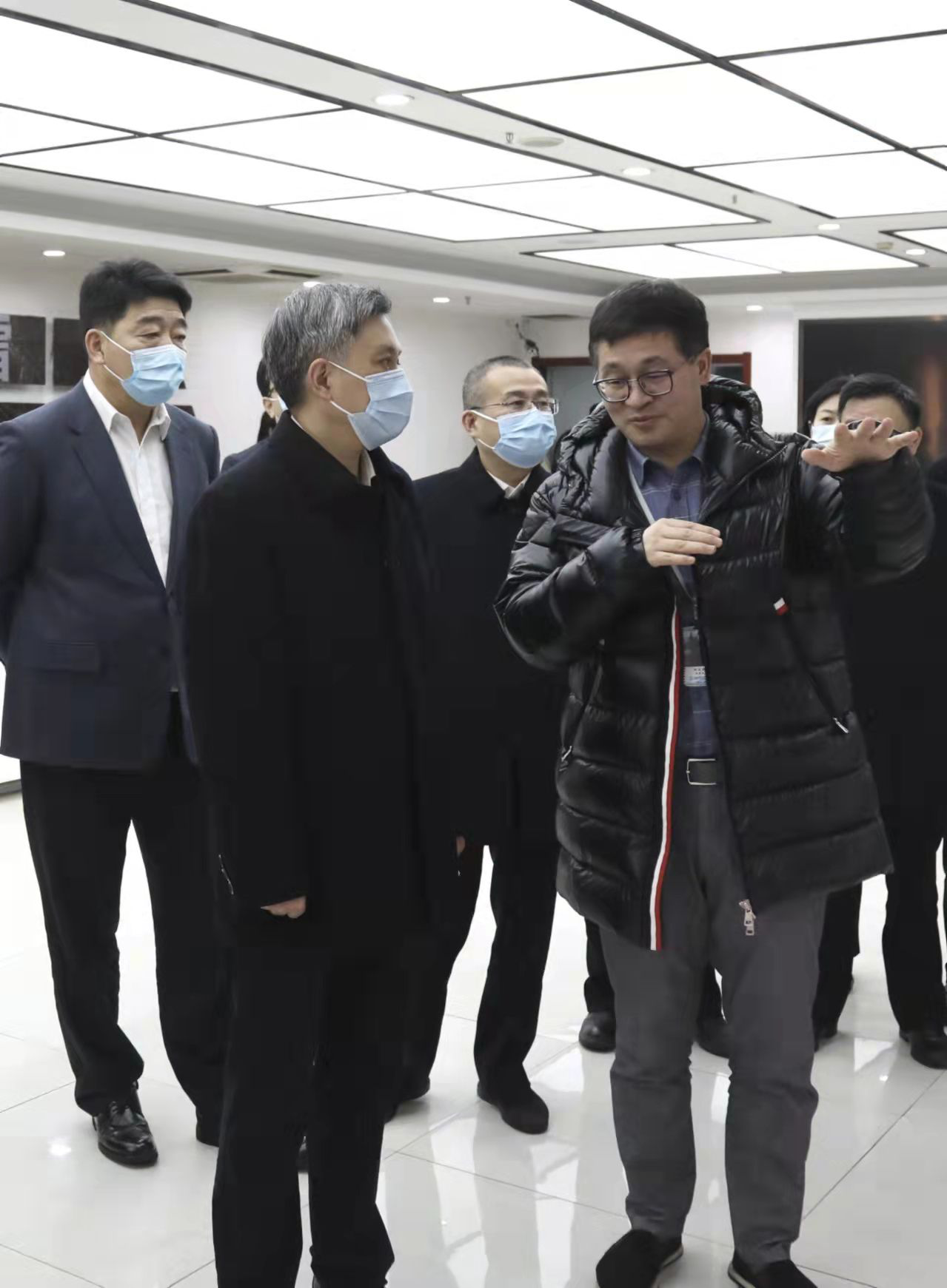 浙江省委常委、杭州市委书记刘捷一行 参观调研浙江省微波毫米波射频产业联盟-浙江省微波毫米波射频产业联盟