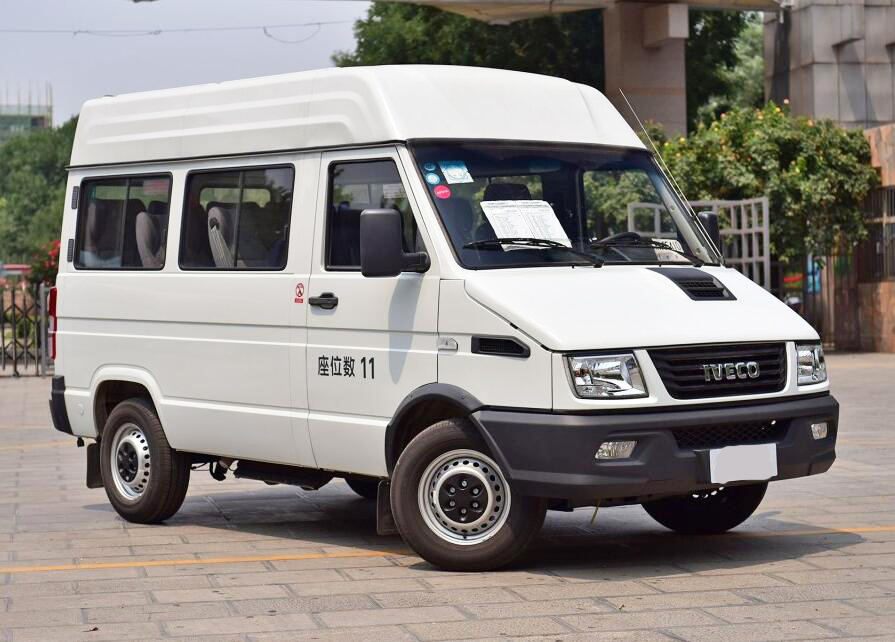 nj5049xdw51型流動服務車(依維柯得意35宣傳車)